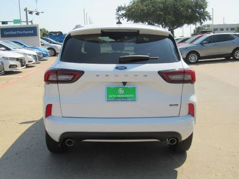 Used 2023 Ford Escape ST-Line Select image 7