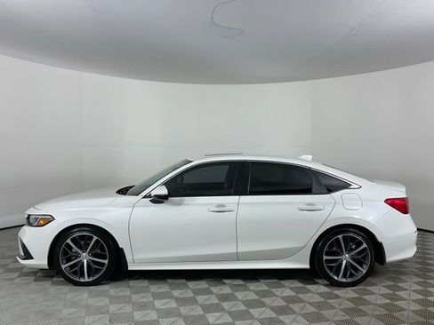 Used 2024 Honda Civic Touring image 8