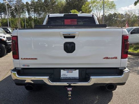 Used 2021 RAM 1500 Laramie w/ Off Road Group AWD/4WD image 5
