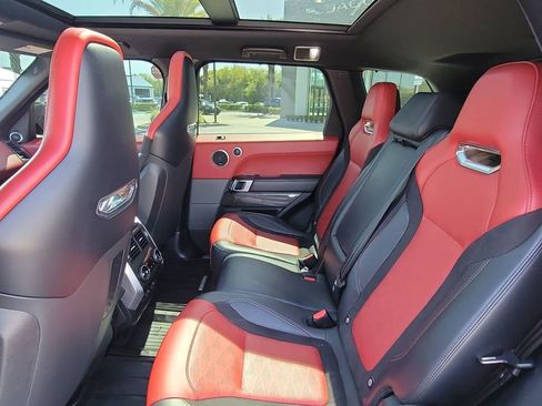 Used 2022 Land Rover Range Rover Sport SVR image 16