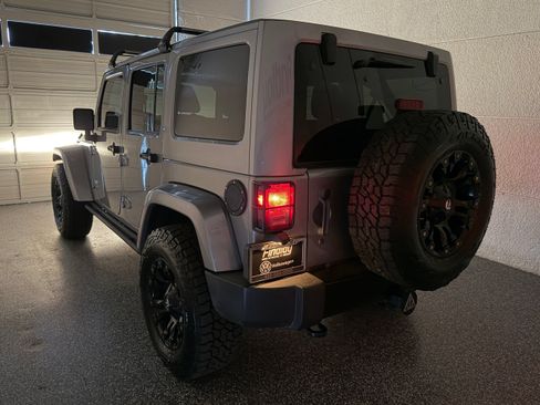 Used 2015 Jeep Wrangler Unlimited Sahara AWD/4WD image 46