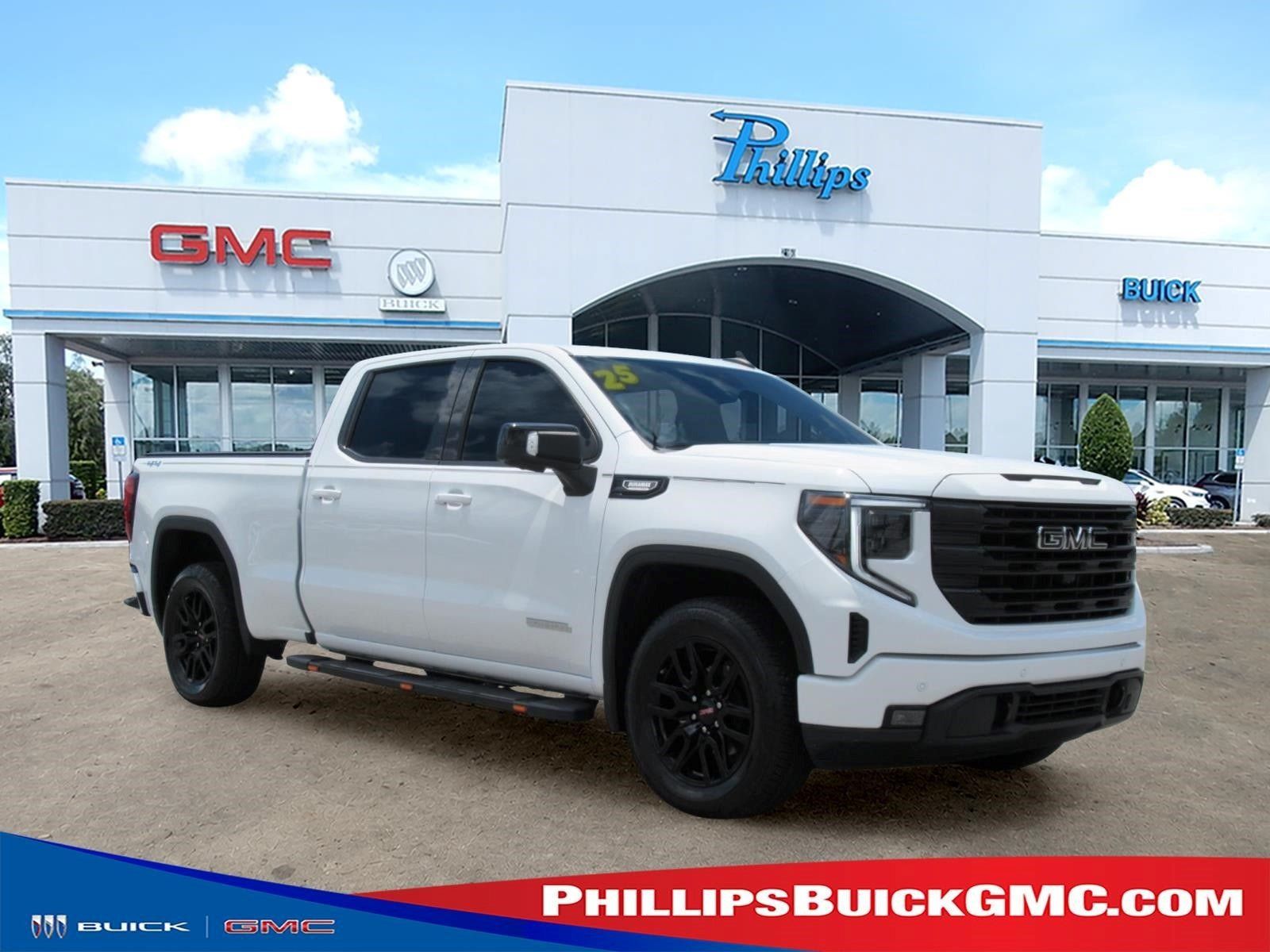 Used 2025 GMC Sierra 1500 Elevation w/ Elevation Premium Package AWD/4WD image 1