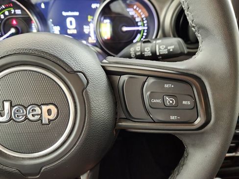 Used 2023 Jeep Wrangler Unlimited image 20