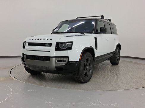 Used 2022 Land Rover Defender 110 X-Dynamic SE image 1