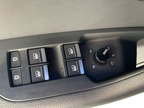 Used 2025 Audi A6 2.0T Premium image 27