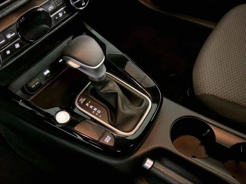Certified 2023 Kia Soul S FWD image 17
