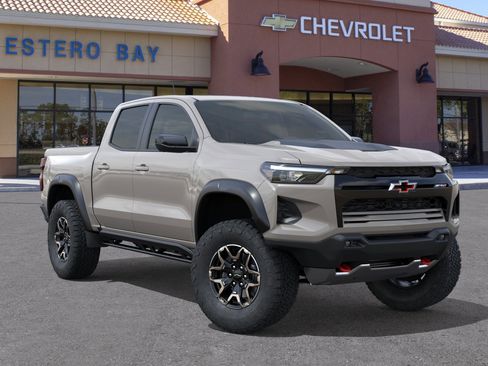 New 2026 Chevrolet Colorado ZR2 w/ Technology Package AWD/4WD image 15