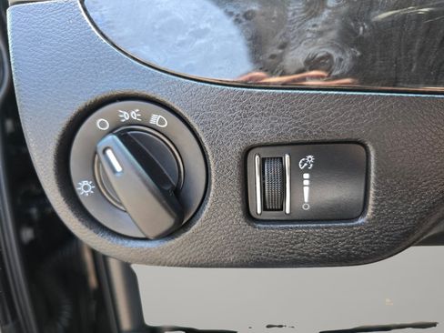 Used 2014 Dodge Grand Caravan SE w/ Quick Order Package 29E SE FWD image 33