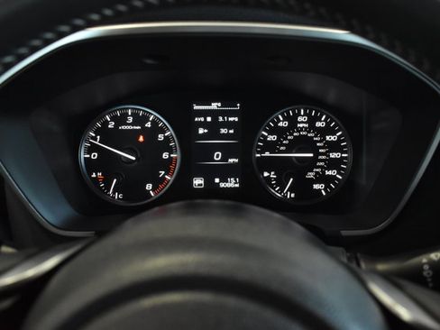 Used 2024 Subaru Ascent Premium w/ Convenience Package image 17