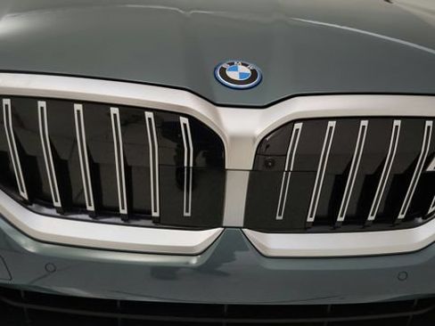 Used 2026 BMW i5 eDrive40 AWD/4WD image 39