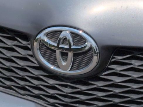 Used 2010 Toyota Corolla LE FWD image 12