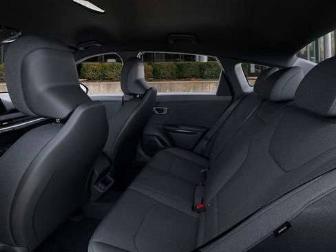 New 2026 Kia K4 FWD image 19