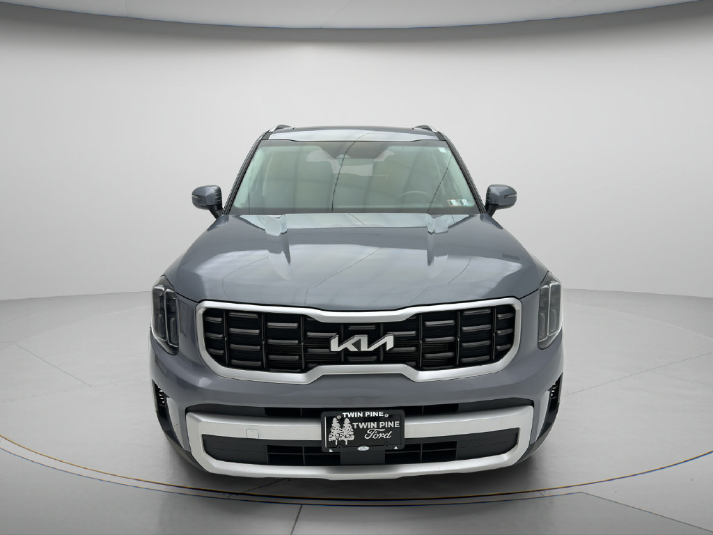 Used 2025 Kia Telluride S AWD/4WD image 2