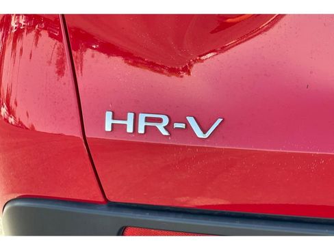 Certified 2025 Honda HR-V Sport image 46