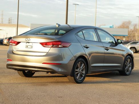 Used 2018 Hyundai Elantra SEL image 7