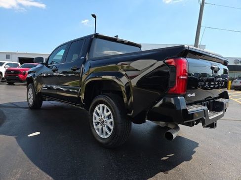 Used 2026 Toyota Tacoma SR5 AWD/4WD image 6