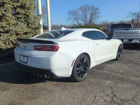 Used 2018 Chevrolet Camaro LT image 6
