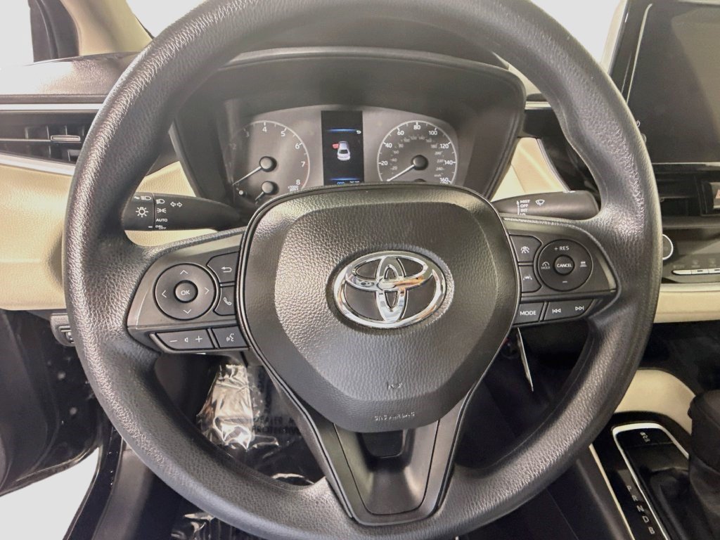 Used 2023 Toyota Corolla LE FWD image 12