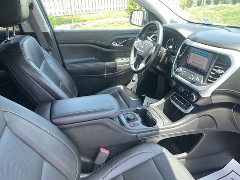 Used 2023 GMC Acadia SLT w/ Preferred Package AWD/4WD image 35