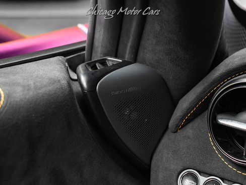 Used 2022 McLaren 765LT RWD image 31