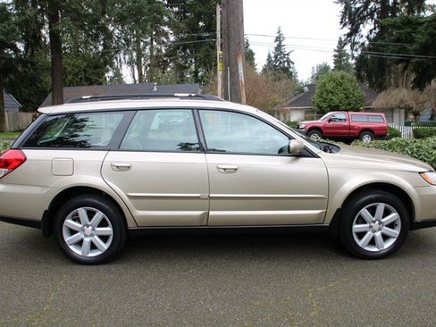 Used 2008 Subaru Outback 2.5i Limited image 12