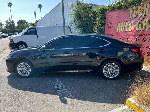 Used 2013 Lexus ES 350 w/ Premium Pkg FWD image 7