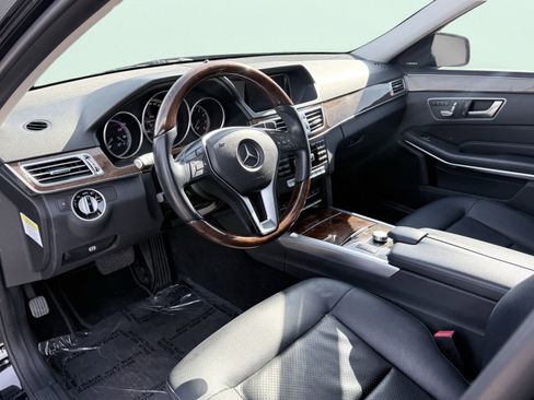 Used 2014 Mercedes-Benz E 350 Sedan image 15