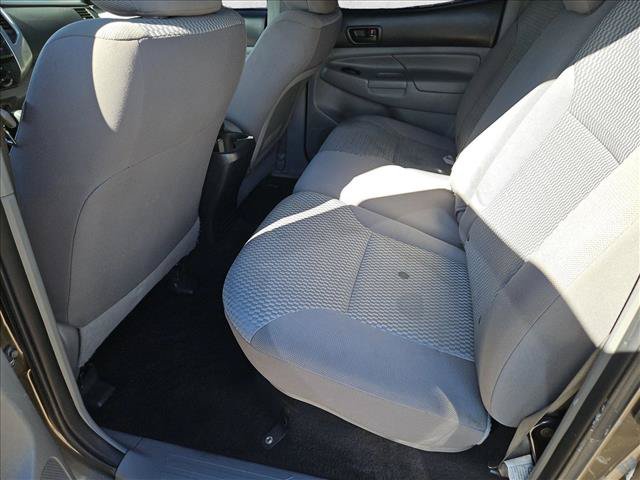 Used 2014 Toyota Tacoma PreRunner w/ SR5 Package RWD image 17