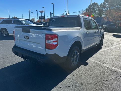 Used 2025 Ford Maverick XLT w/ XLT Luxury Package image 3
