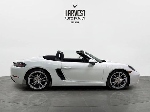Used 2019 Porsche 718 Boxster Roadster 2D image 18
