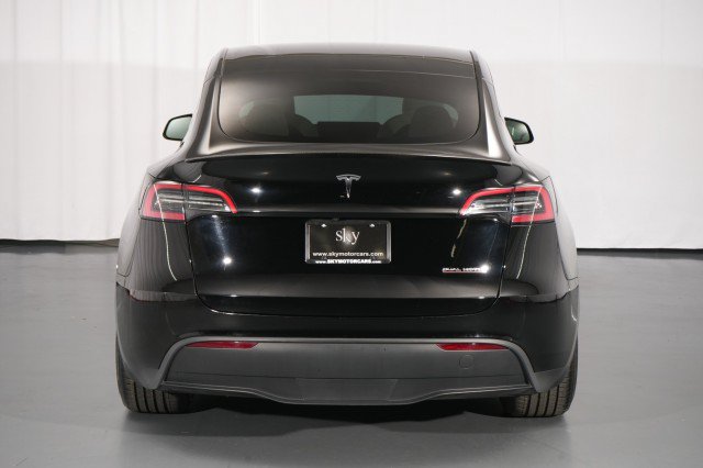 Used 2023 Tesla Model Y Performance AWD/4WD image 12