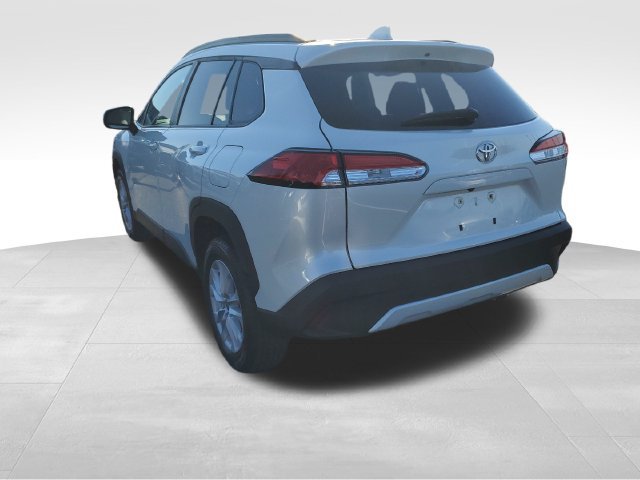 Used 2022 Toyota Corolla Cross LE FWD image 6