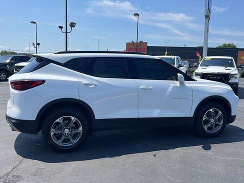 Used 2024 Chevrolet Blazer LT FWD image 6