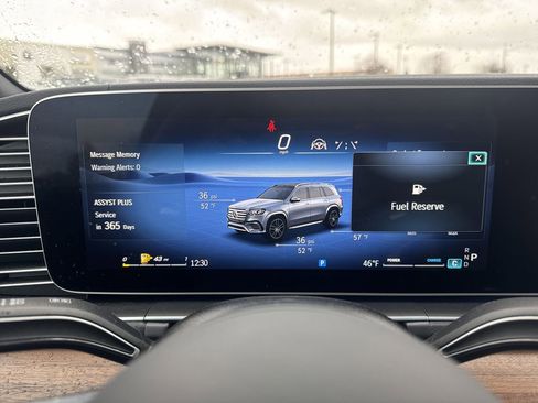 Used 2025 Mercedes-Benz GLS 450 4MATIC image 24