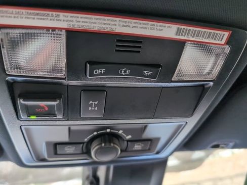 Used 2021 Toyota Tacoma TRD Off-Road image 20