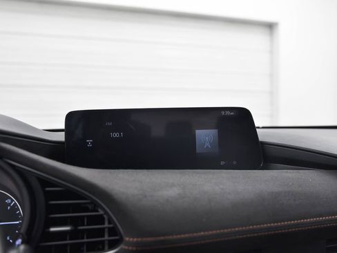 Used 2024 MAZDA MAZDA3 s image 19