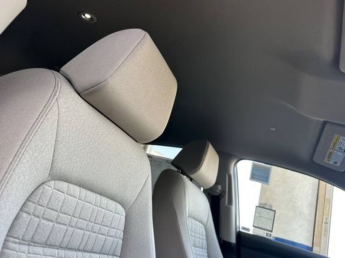 New 2027 Honda HR-V LX image 18