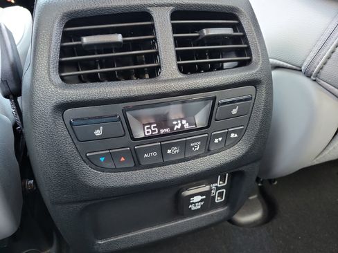 Used 2021 Honda Passport Elite image 16