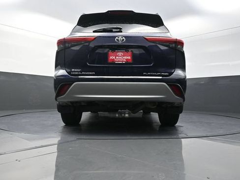 Certified 2020 Toyota Highlander Platinum AWD/4WD image 39