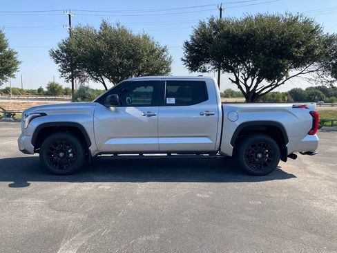 New 2026 Toyota Tundra SR5 RWD image 8