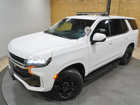 Used 2021 Chevrolet Tahoe 4WD w/ Remote Keyless Entry Package image 2