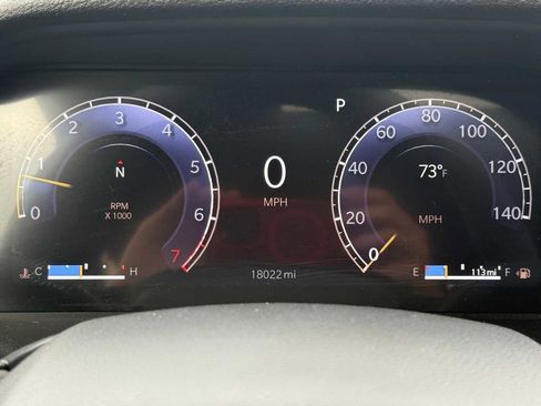 Used 2024 Jeep Grand Cherokee Altitude image 25