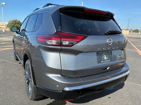 New 2026 Nissan Rogue Platinum w/ Platinum Premium Package AWD/4WD image 4