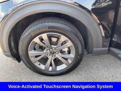 Used 2024 Ford Explorer XLT w/ Equipment Group 202A AWD/4WD image 23