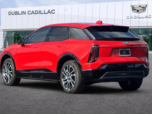 Certified 2025 Cadillac Optiq Sport 2 AWD/4WD image 6