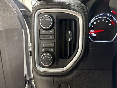Used 2022 Chevrolet Silverado 1500 RST AWD/4WD image 15