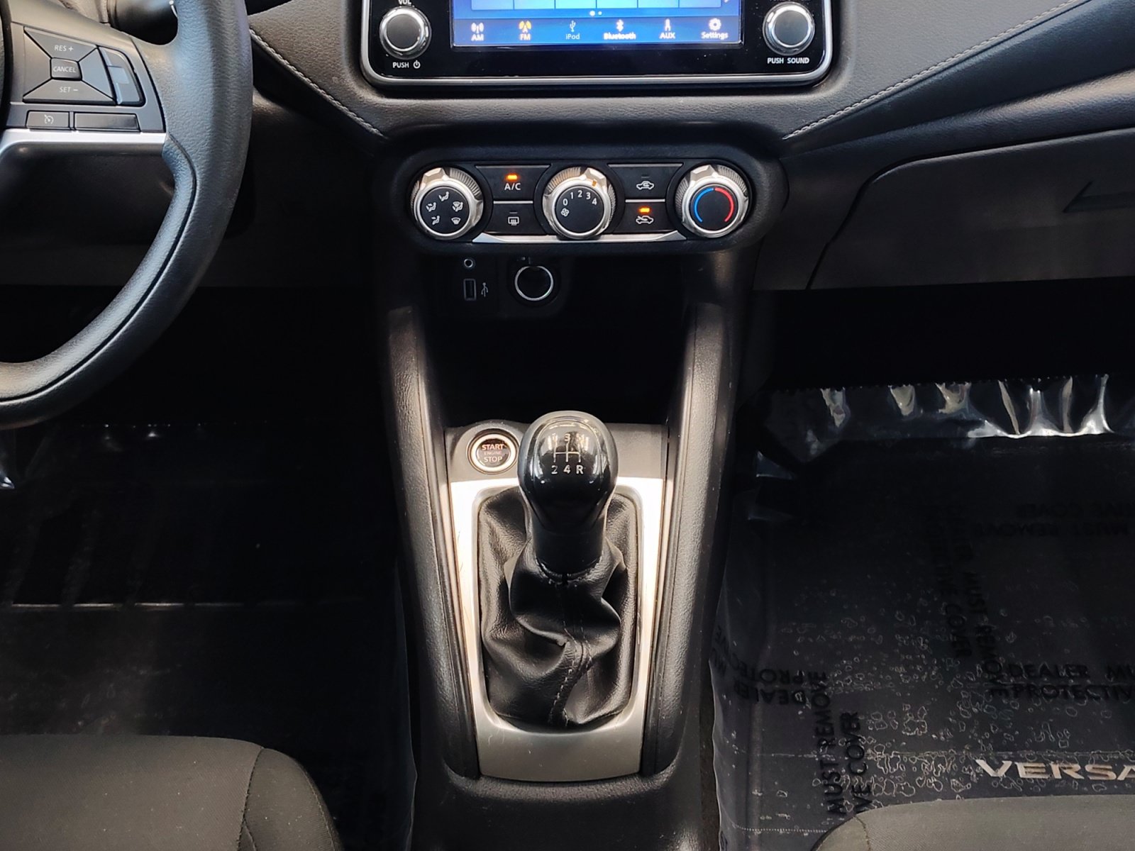 Used 2021 Nissan Versa S FWD image 21