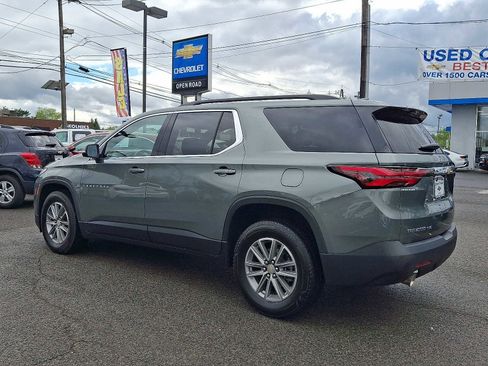 Used 2023 Chevrolet Traverse LT AWD/4WD image 5