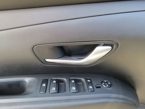 Used 2023 Hyundai Santa Cruz SEL Premium image 17