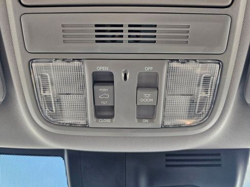 Used 2021 Honda CR-V EX image 40